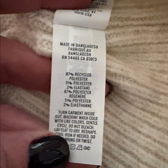 Aerie Cream Sweater with Black Star Accents - Picture 4 of 4